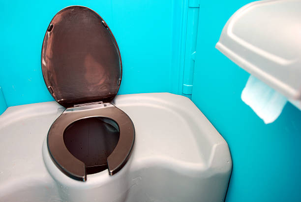 Portable bathroom rental in Lindenhurst, NY